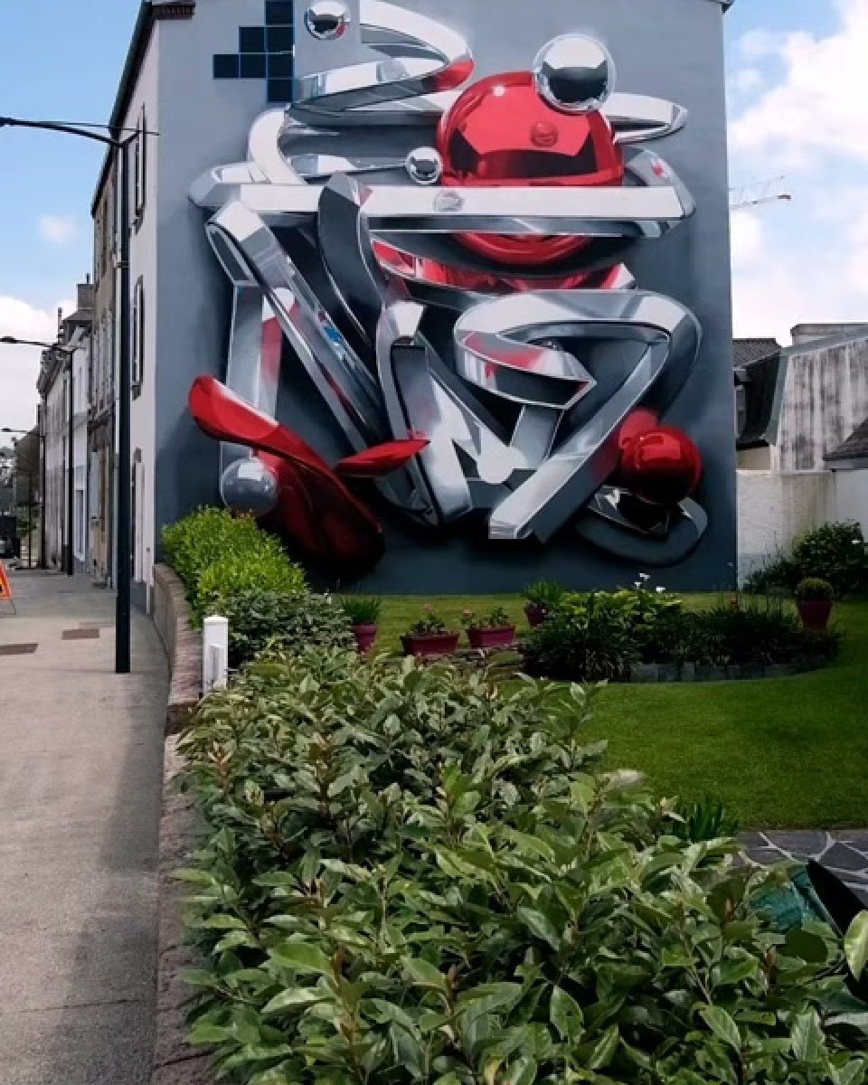 No place like chrome: Bond Truluv in Morlaix