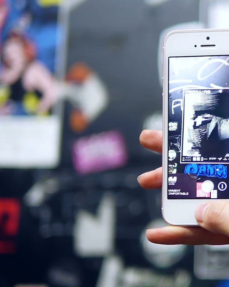 GerillAR: animated posters across Budapest