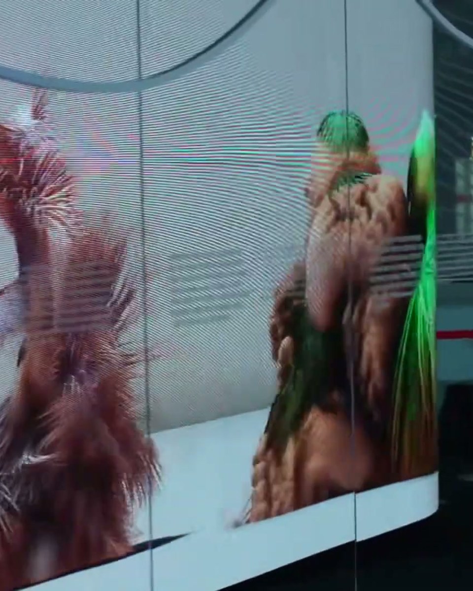 Age of Light: art in a Seoul metro station