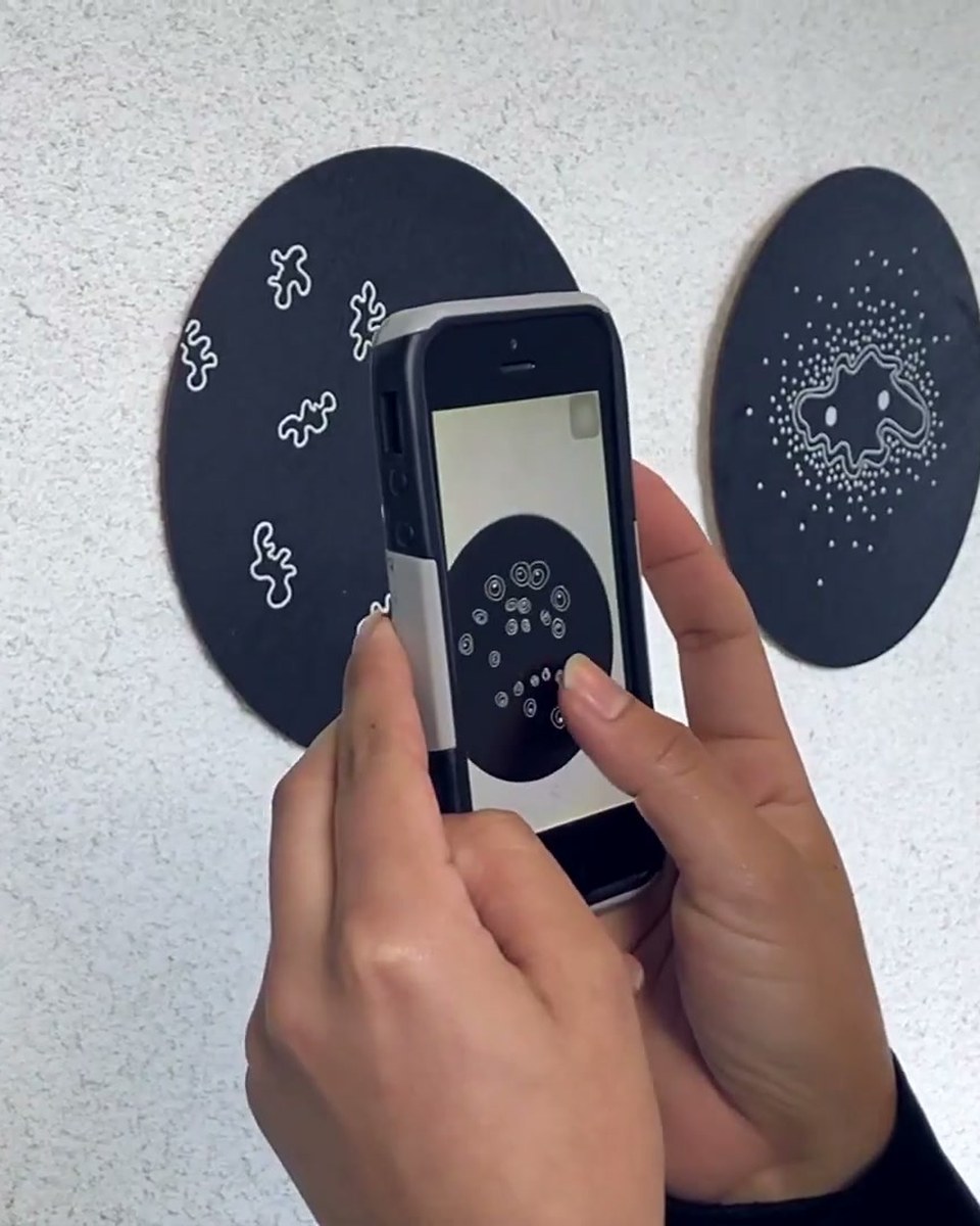 Silkscreens that move: stARTup Art Fair, Los Angeles
