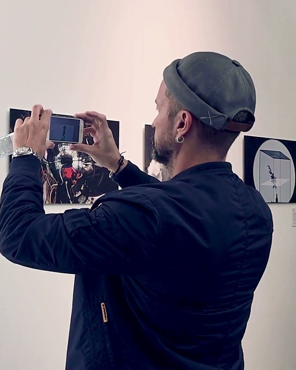LIVING IMAGE: AR at an art fair
